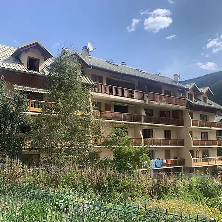 Centre Village - 4 Pers. - Fr-1-871-51 * Valloire